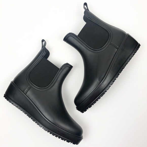 C&C California Chelsea Lug Sole Rain Boot - Picture 2 of 13